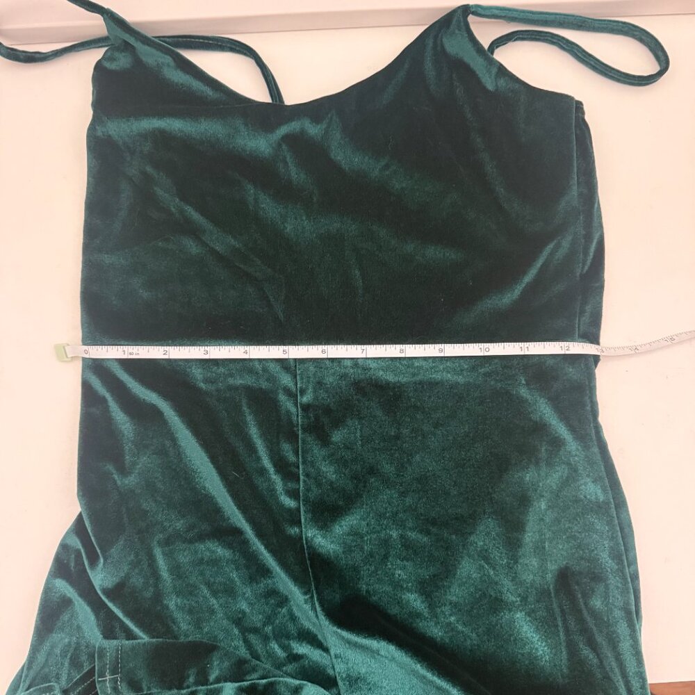 PrettyLittleThing Hunter Green Velvet Romper | Size 6 - Picture 9 of 11